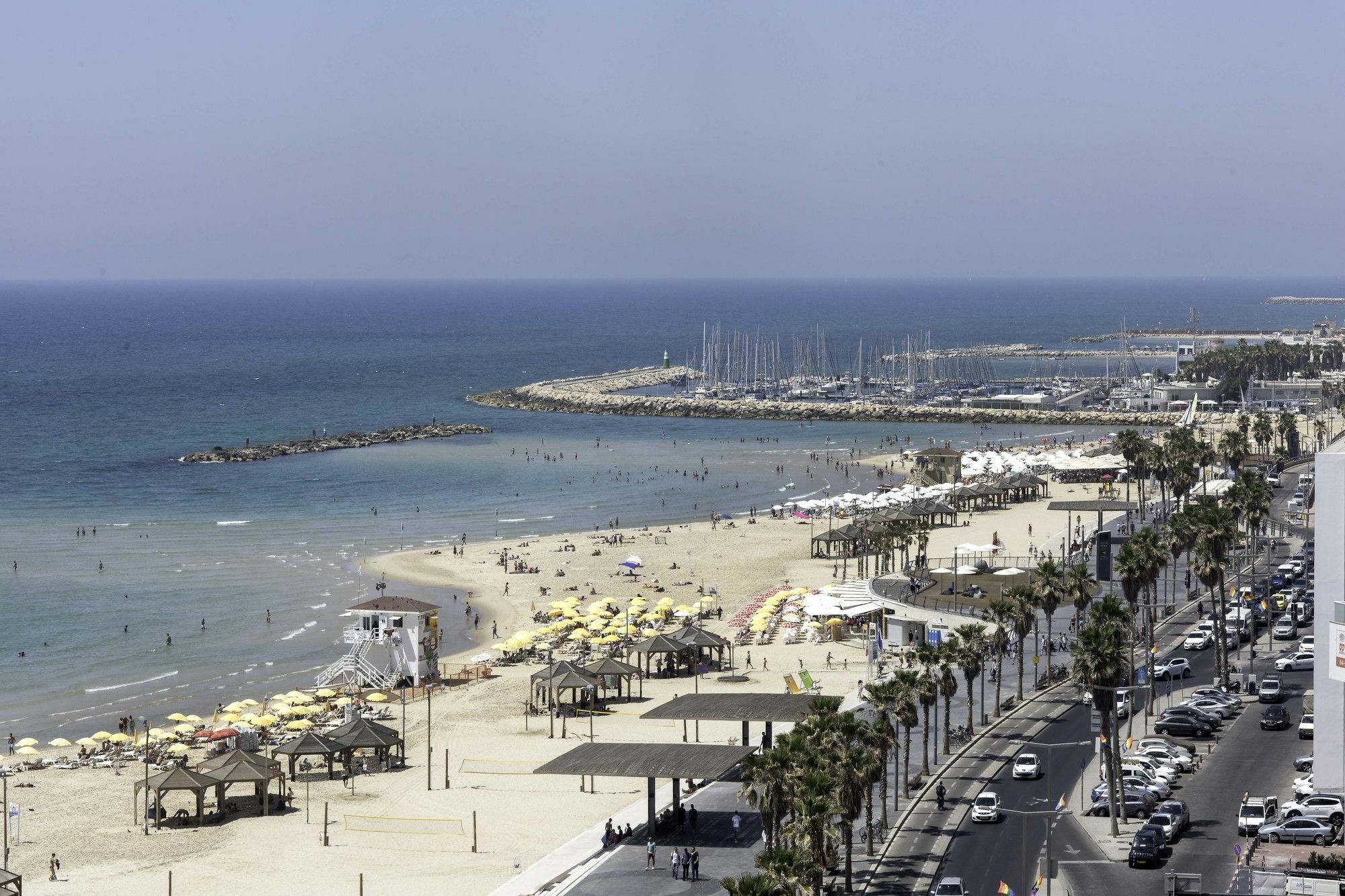 Excellent Beachfront Apt W/ Pool Access By Sea N' Rent Тель-Авив Экстерьер фото