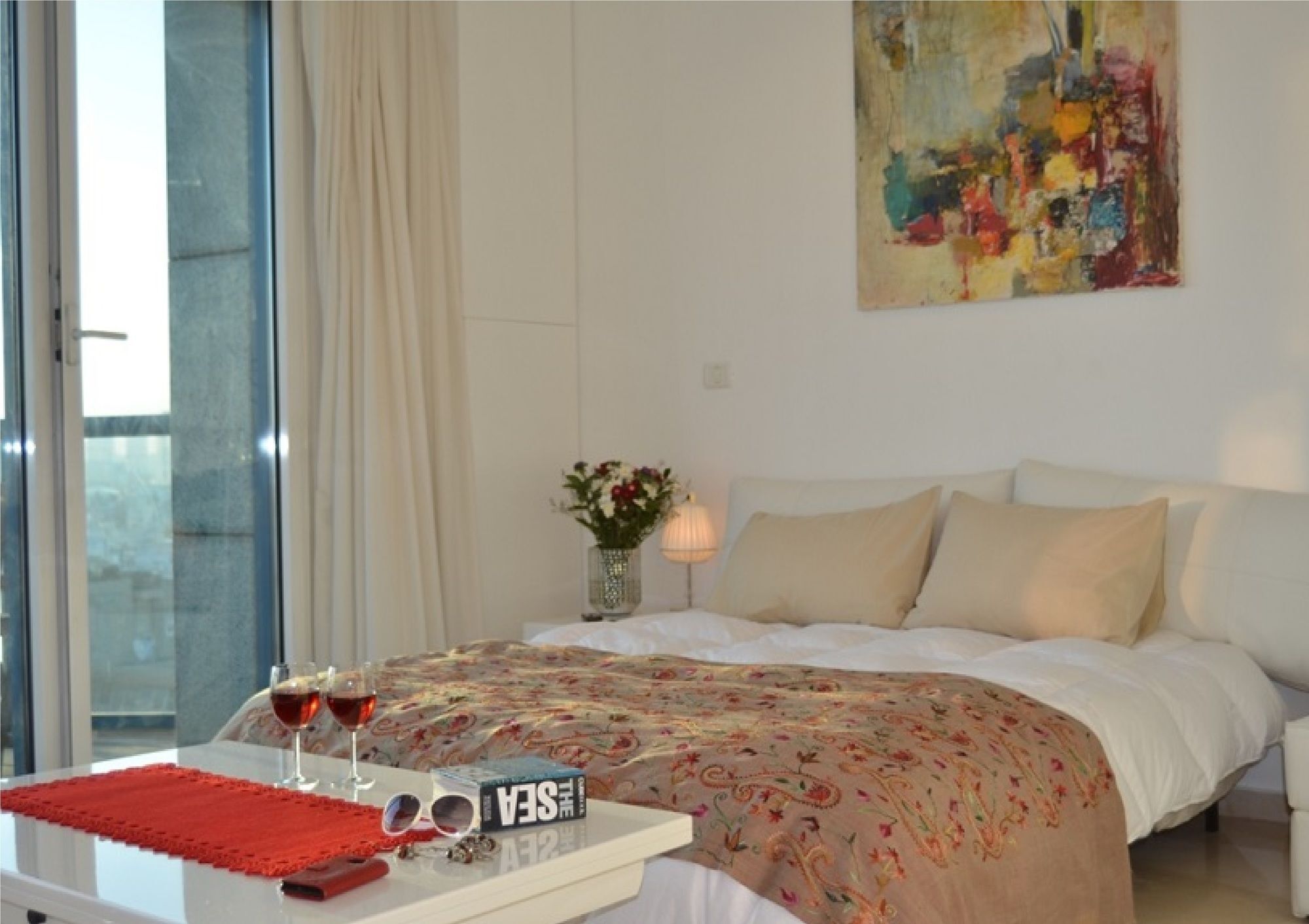 Excellent Beachfront Apt W/ Pool Access By Sea N' Rent Тель-Авив Экстерьер фото
